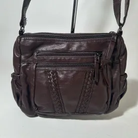 Chic Brown Leather Shoulder Bag with Textured Finish