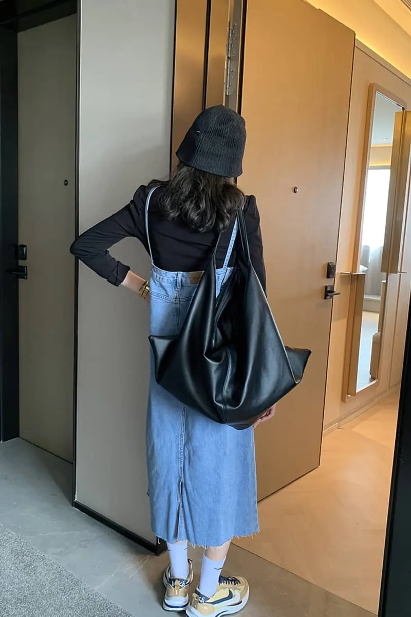 Minimalist style large capacity tote bag