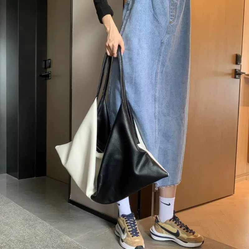 Minimalist style large capacity tote bag