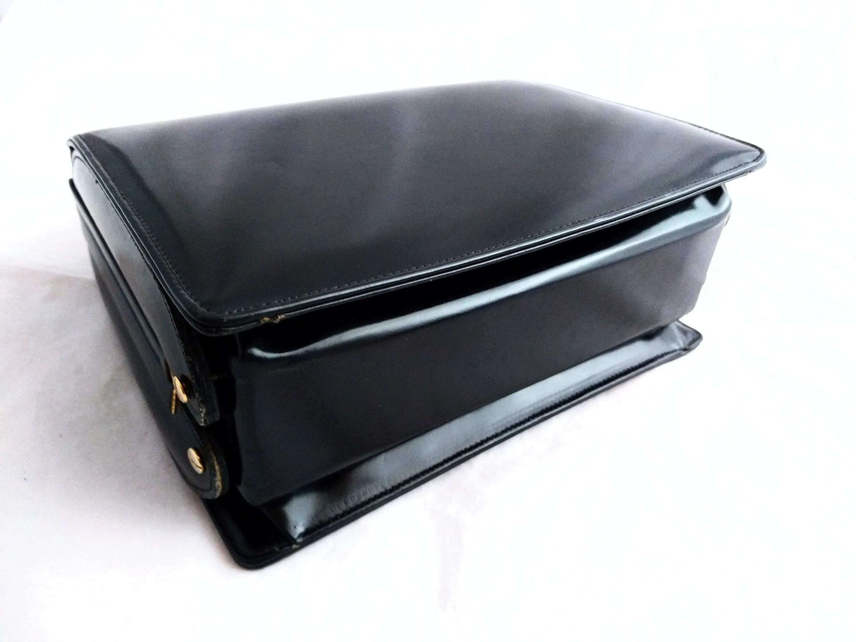 Royal Ternera -  Classic Elegance - Stunning 60s  vintage leather bag by Royal Ternera Rare 1960s Vintage Leather Handbag