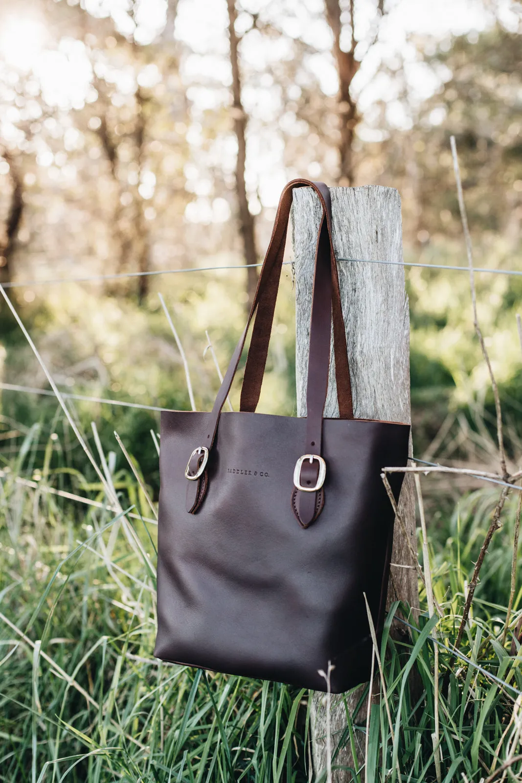 The Classic Tote in Cocoa